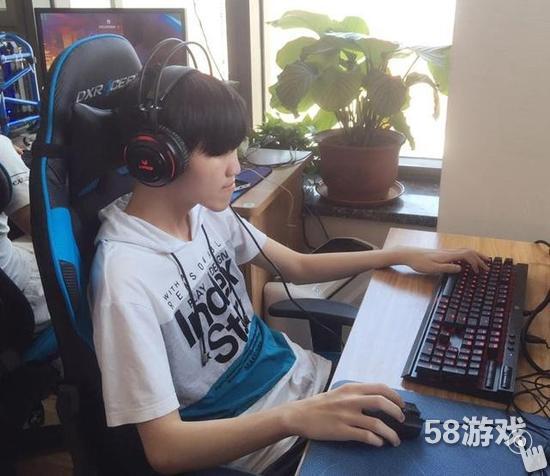 世界第一OW选手领衔AS战队加盟火猫TV